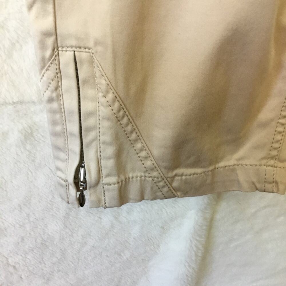 White House Black Market Beige Slim Petal Pushers - Picture 3 of 8